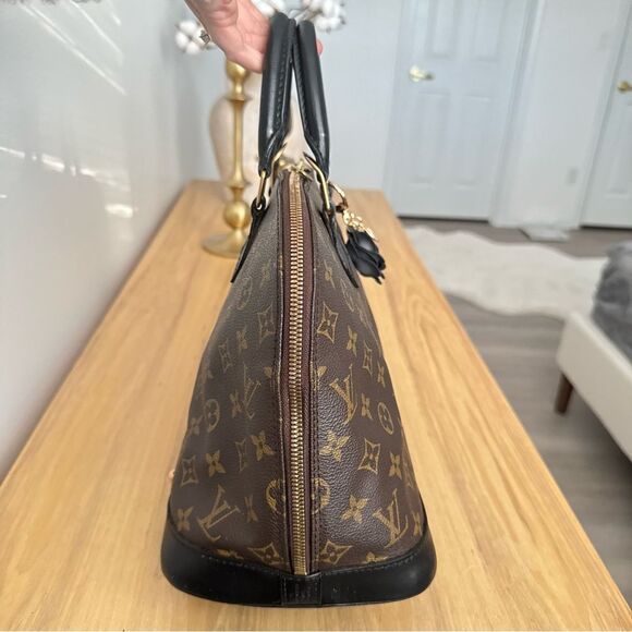 ✅AUTHENTIC✅LOUIS VUITTON ALMA PM - Picture 6 of 14